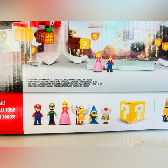 Super Mario Bros Mushroom Kingdom Castle Playset w/ Mini Mario and Peach Figure - Picture 3 of 5